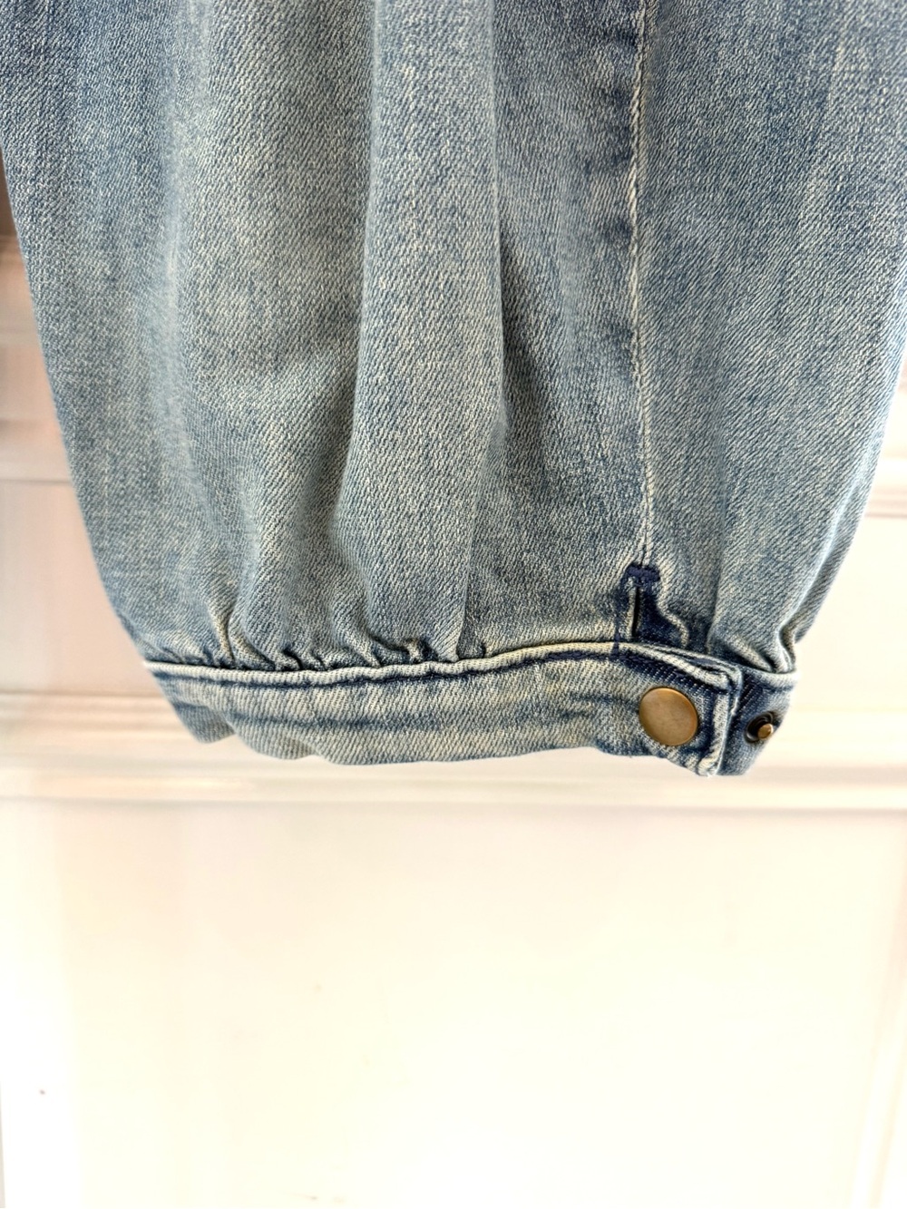 Pilcro Anthropologie High Rise Balloon Leg Pleated Denim medium wash - Picture 12 of 14
